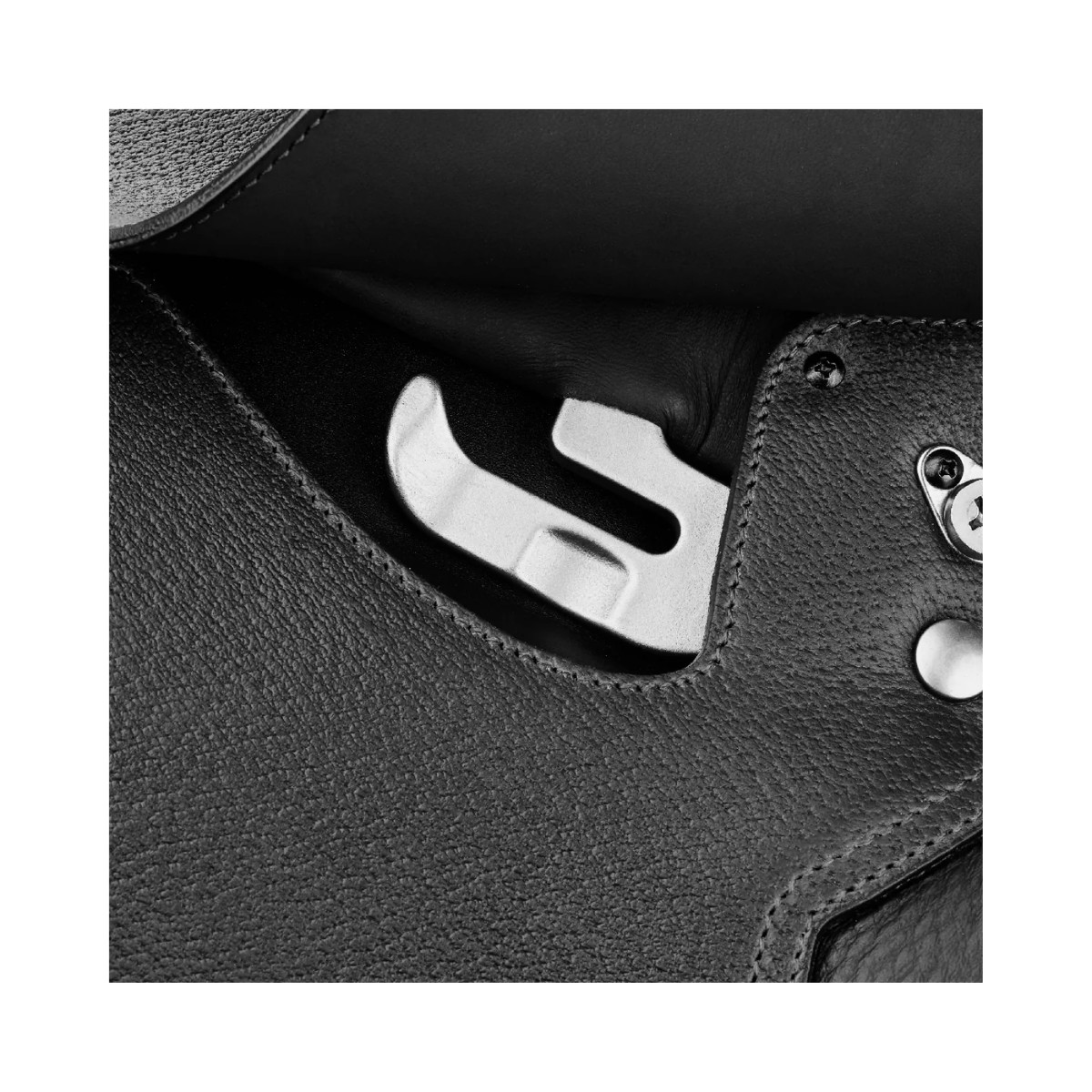 arena-pony-jump-beugelhaak-zwarty