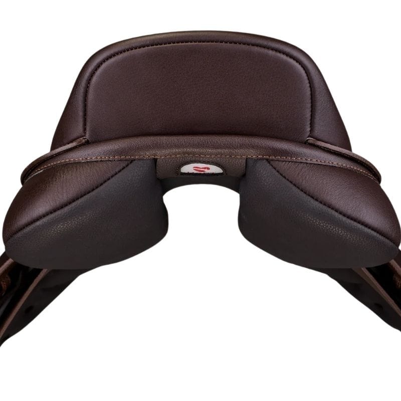 Bruin pony veelzijdigheidzadel close up lepel