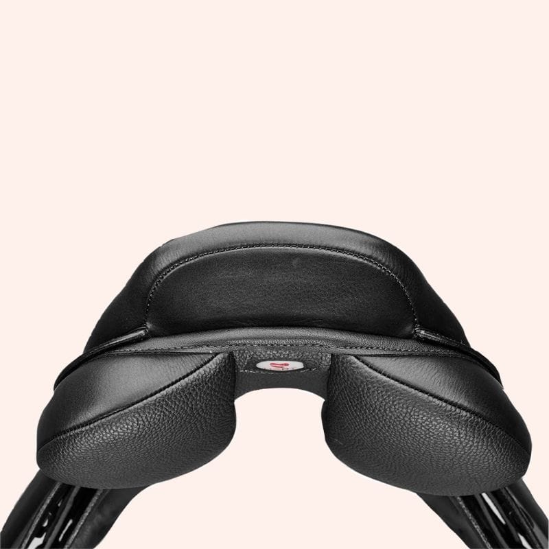 Zwart springzadel met zwarte lepel